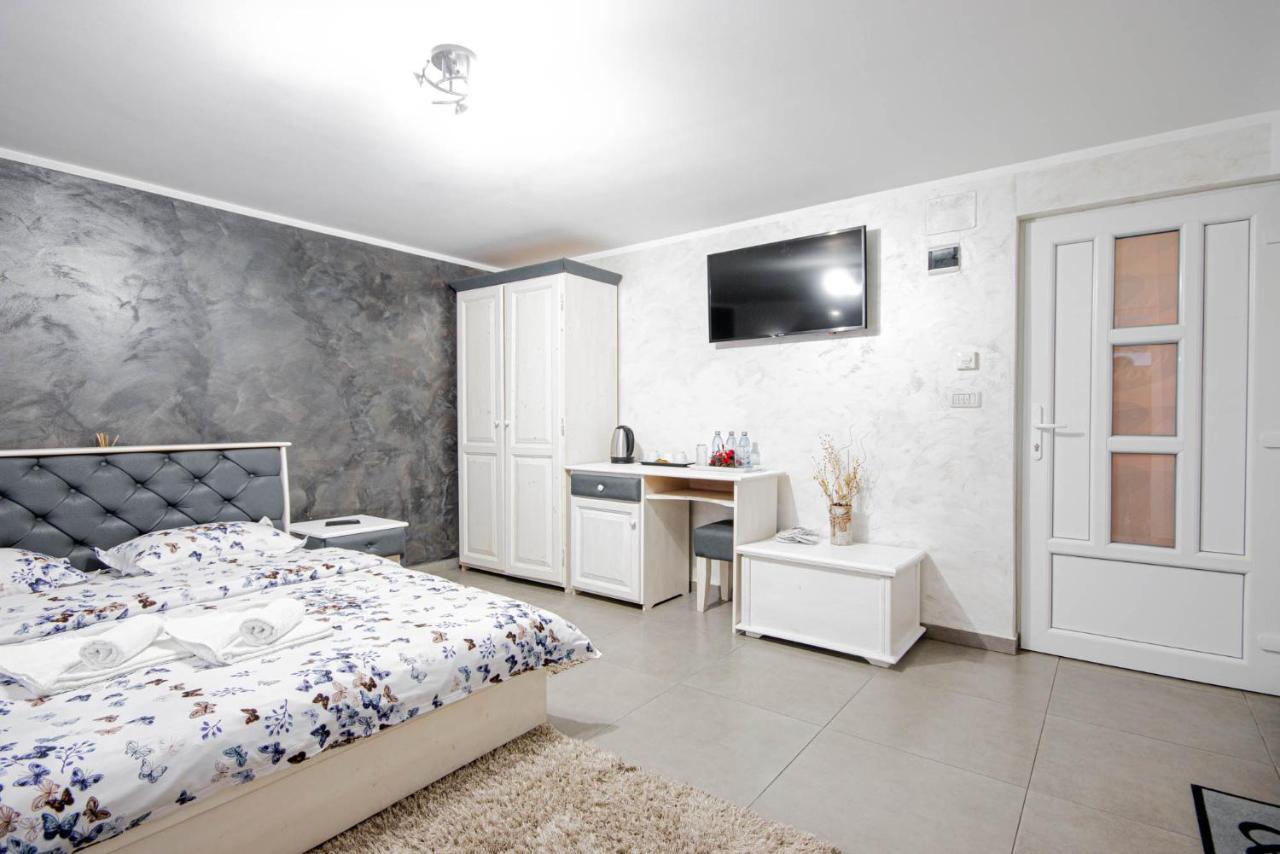 Cazare MOLDI - regim hotelier Câmpulung Moldovenesc Exterior foto