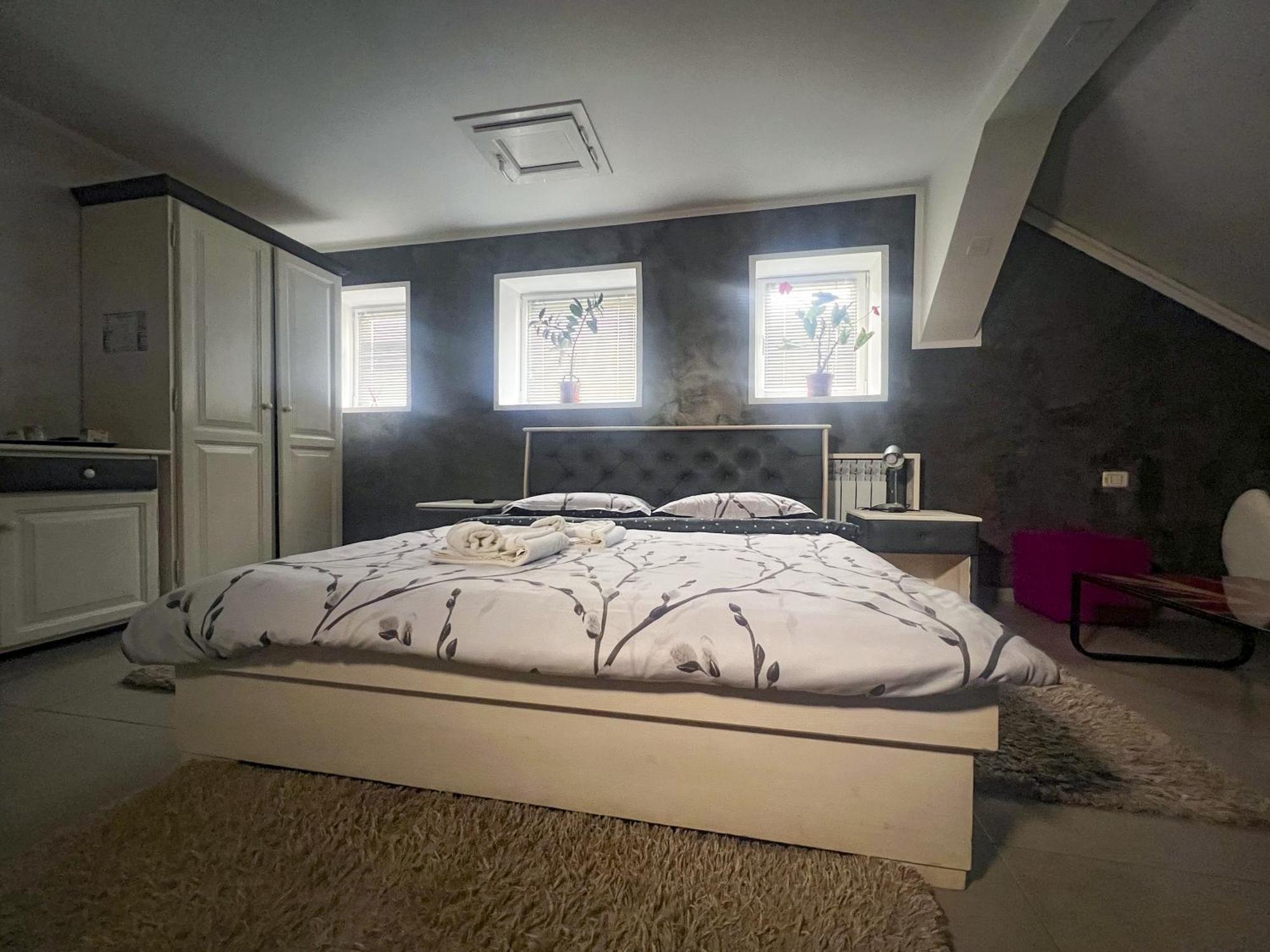 Cazare MOLDI - regim hotelier Câmpulung Moldovenesc Cameră foto