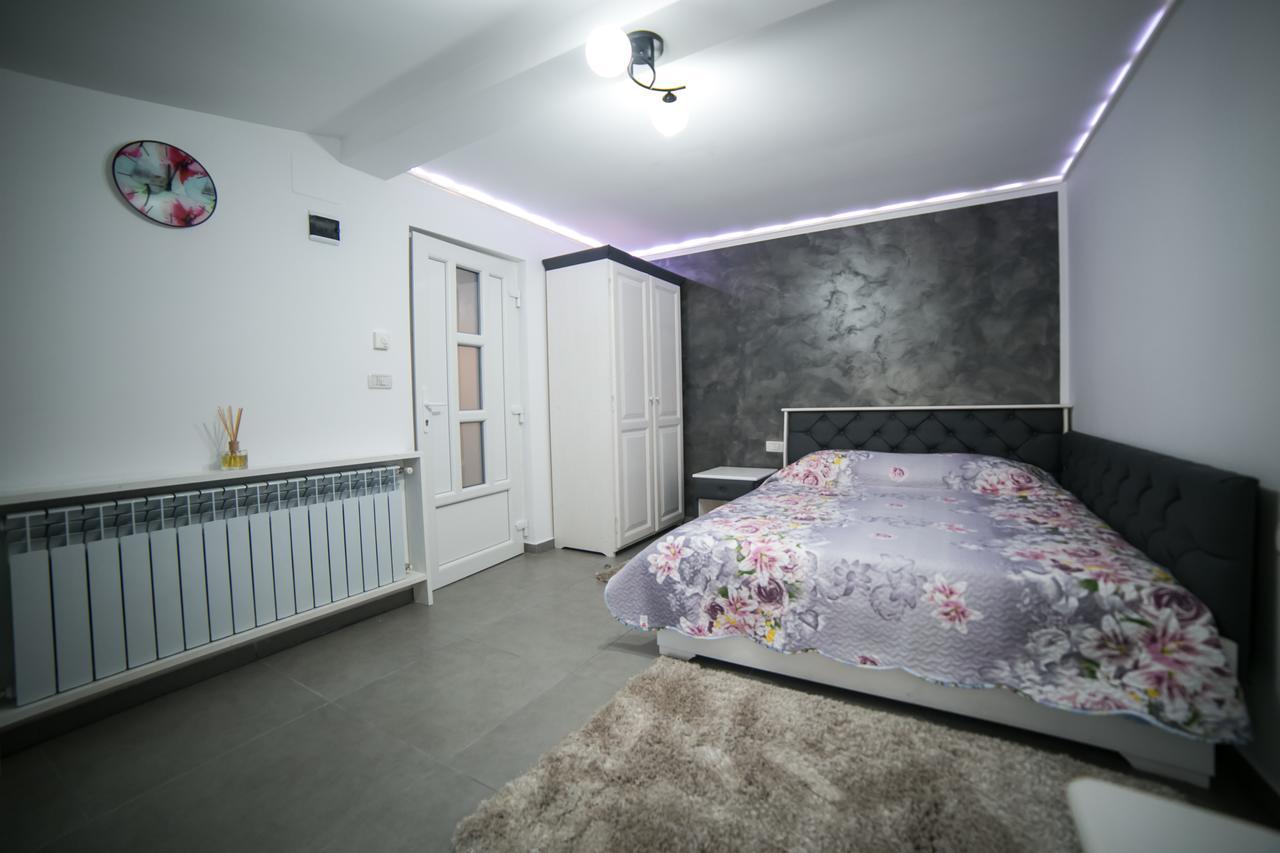 Cazare MOLDI - regim hotelier Câmpulung Moldovenesc Exterior foto